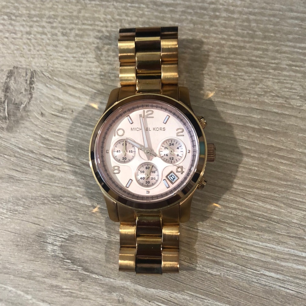 Michael Kors rose gold watch